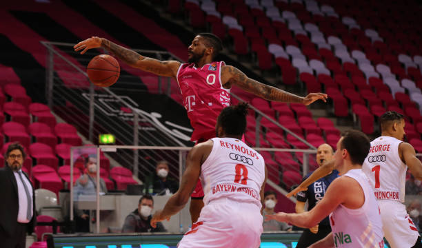 同违规的警 同违规的警