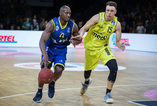 岁后的进球 岁后的进球